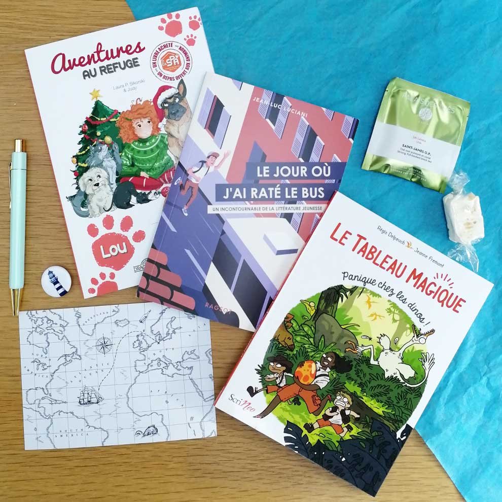 Box Le Facteur Livre jeunesse avec livres illustrés pour enfants et petites surprises