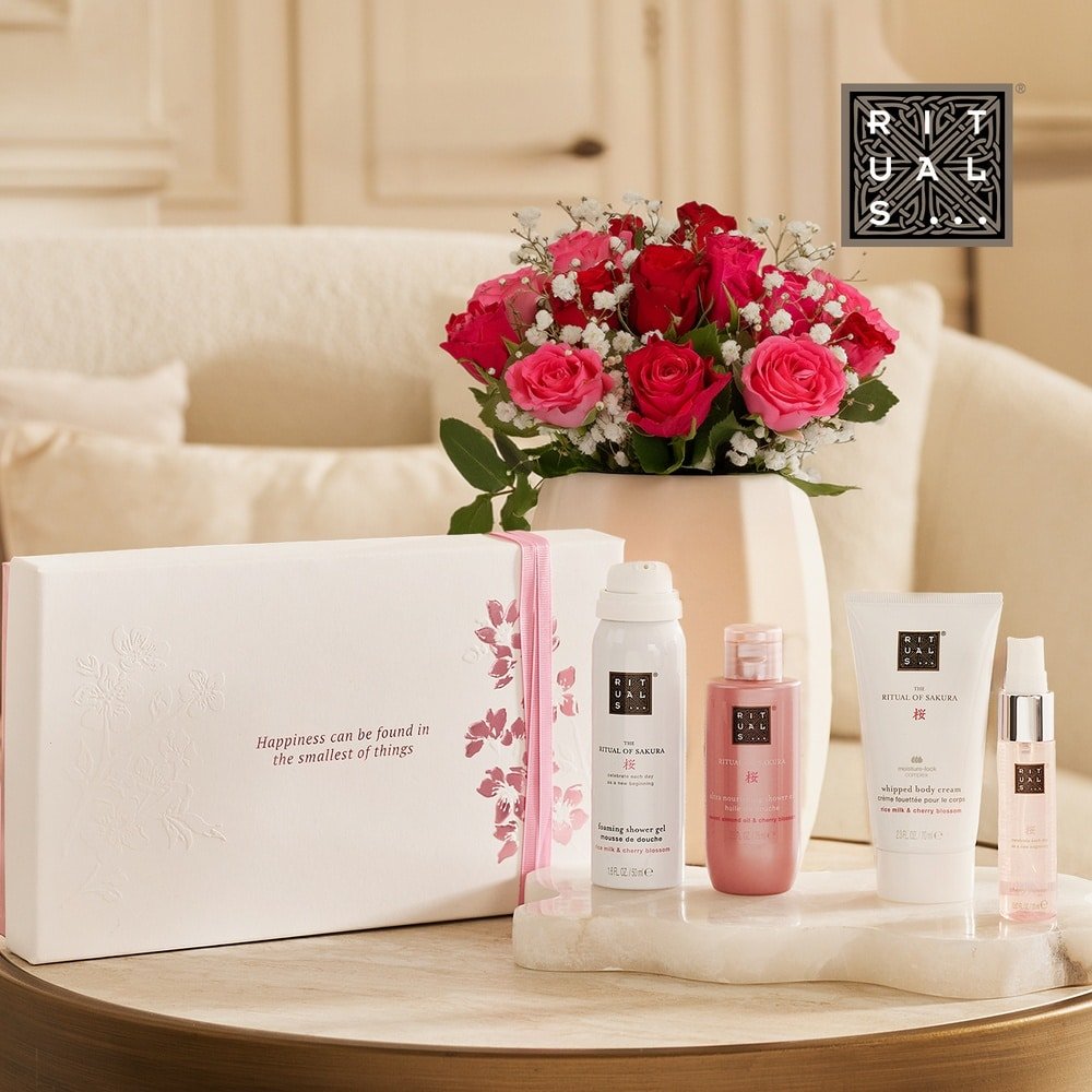 Roses et coffret beauté Rituals