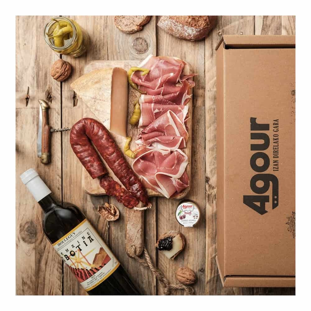Avis Maison Agour : box gourmande du Pays basque avec jambon de Bayonne, Ossau-Iraty, txistorra et vin d’Irouleguy