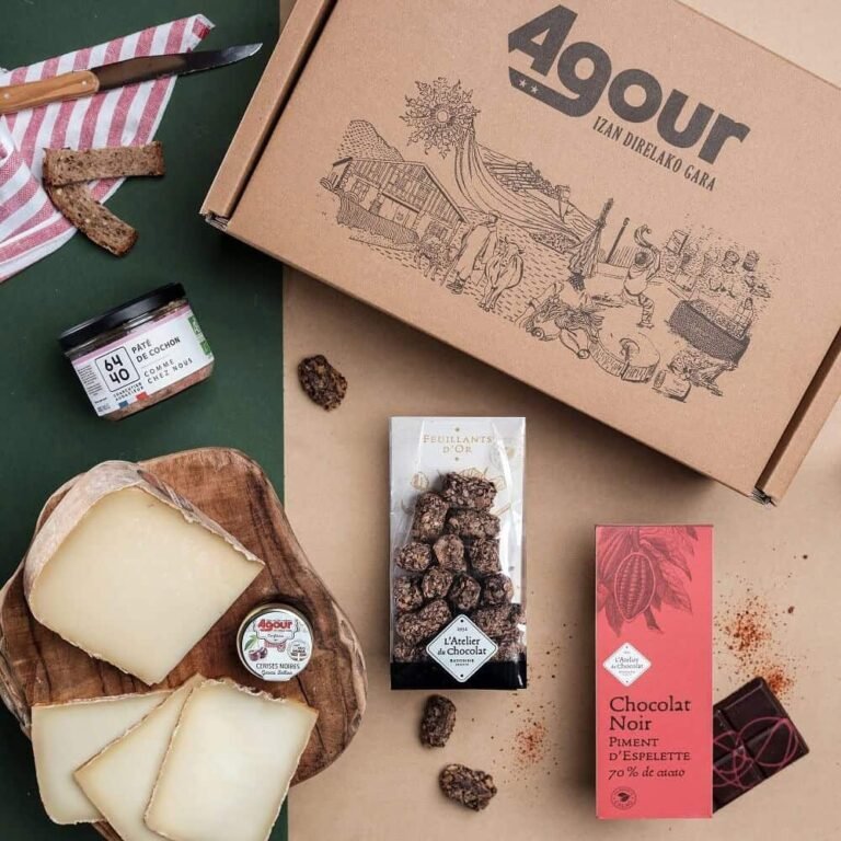Coffret Eguberri Agour : Ossau-Iraty, pâté bio, chocolat au piment d’Espelette