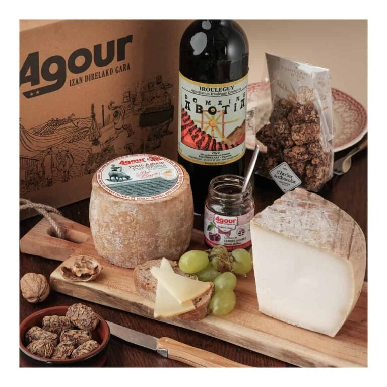 Coffret Gipuzkoa Agour : tommette de brebis, chèvre, confiture et vin d’Irouleguy